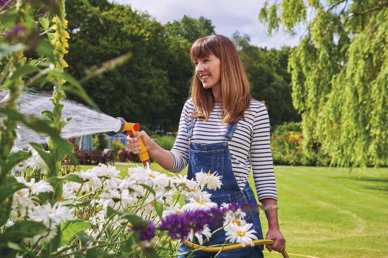 Набор для полива hozelock 2353 с пистолетом rose spray 1 режим и коннекторами 1/2