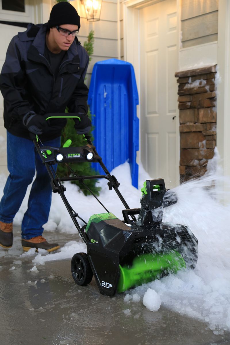 Снегоуборщик аккумуляторный Greenworks 51 см 80V GD80SB, бесщёточный, без АКБ и ЗУ