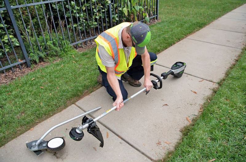 Кромкорез – насадка для многофункционального бесщёточного инструмента 5-в-1 82TD10 82В